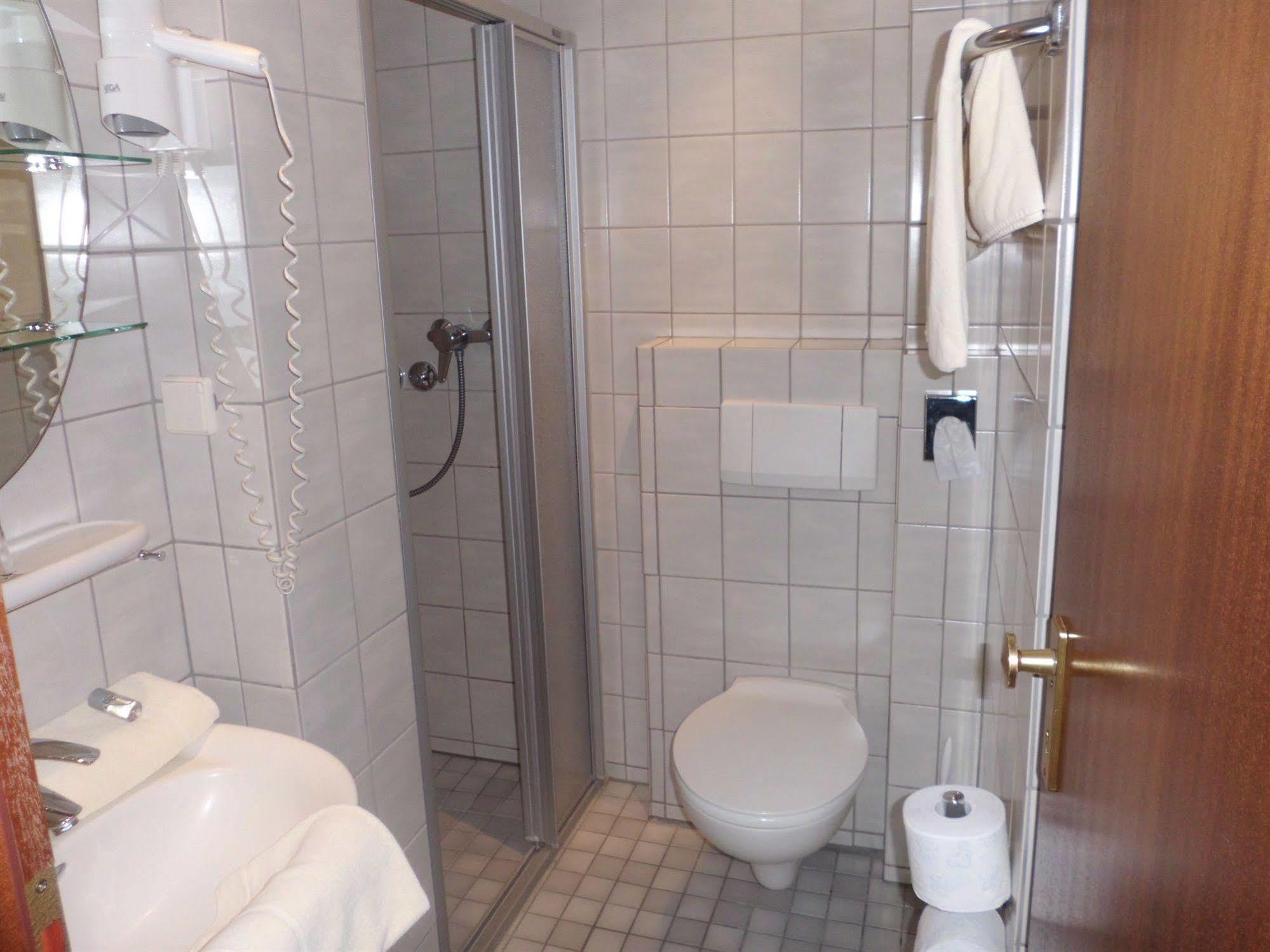 Hotel Imperial Крефельд Екстер'єр фото